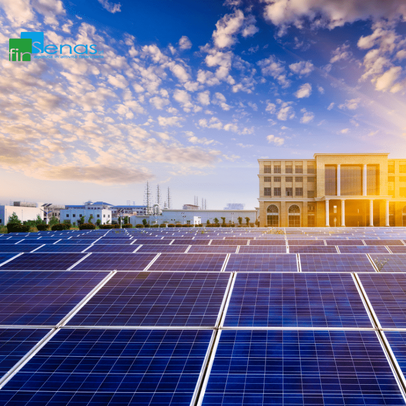 Noleggio operativo fotovoltaico per aziende come funziona e perché può essere una scelta strategica Impianto fotovoltaico di grandi dimensioni installato presso un’azienda, rappresentativo del noleggio operativo di pannelli solari per le imprese.